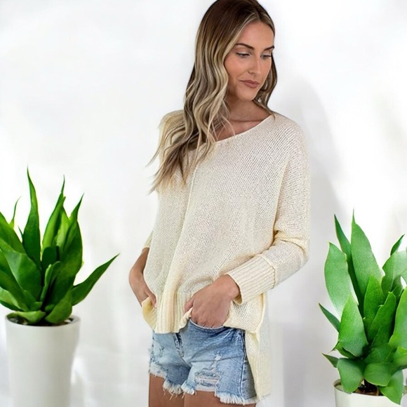 New Main Strip Dolman Sleeve Hi and Low Sweater - Picture 3 of 16